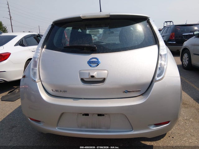 1N4AZ0CP2GC307395 Nissan LEAF S
