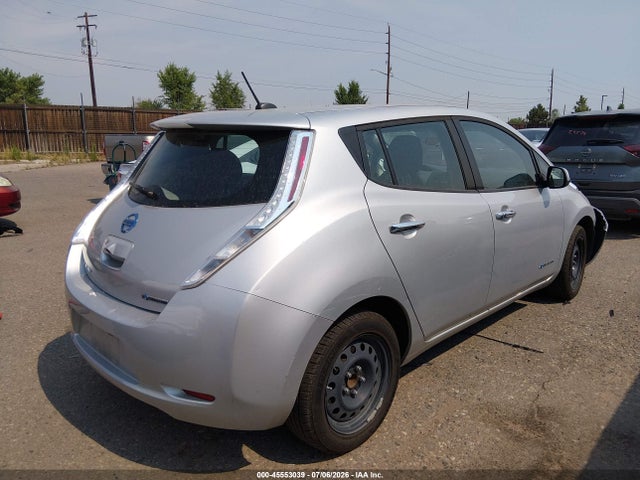 1N4AZ0CP2GC307395 Nissan LEAF S