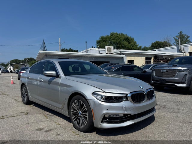 45553042 :رقم المزاد ، WBAJB1C56JB084145 vin ، 2018 Bmw 530e Xdrive Iperformance مزاد بيع