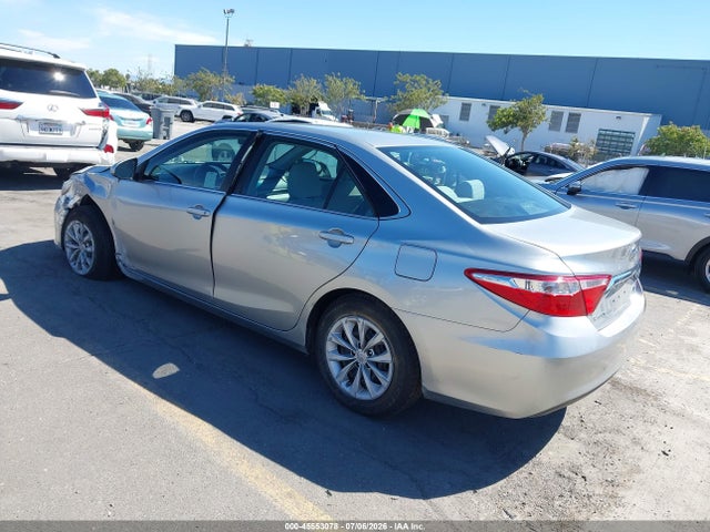 Toyota CAMRY LE 2016 4T4BF1FK1GR559440 Image 3