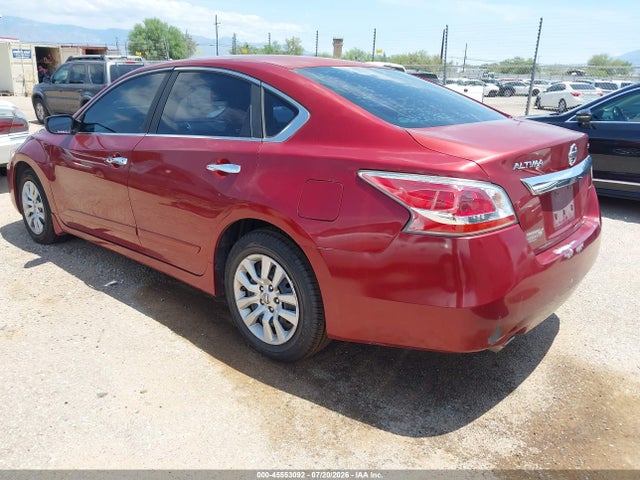 Nissan Altima 2.5 S 2015 1N4AL3AP0FC584714 Image 3