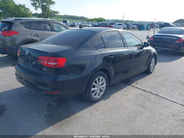 45553141 :رقم المزاد ، 3VWD17AJ7FM260543 vin ، 2015 Volkswagen Jetta 1.8t Se مزاد بيع
