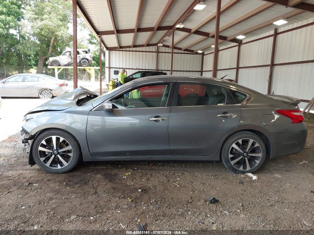 1N4AL3AP4JC110452 Nissan Altima 2.5 Sr