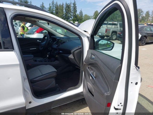Ford ESCAPE SE 2018 1FMCU9GD7JUB30331 Image 5