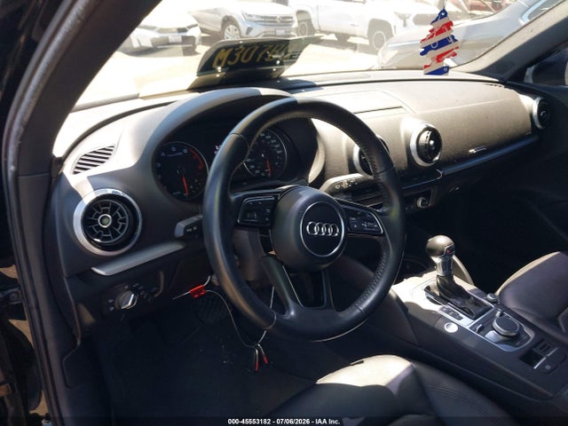 45553182 :رقم المزاد ، WAUAUGFF6J1029329 vin ، 2018 Audi A3 2.0t Premium/2.0t Tech Premium مزاد بيع