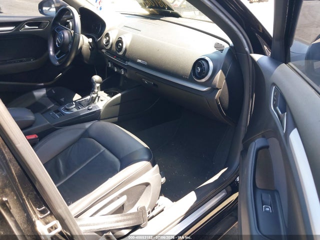 45553182 :رقم المزاد ، WAUAUGFF6J1029329 vin ، 2018 Audi A3 2.0t Premium/2.0t Tech Premium مزاد بيع
