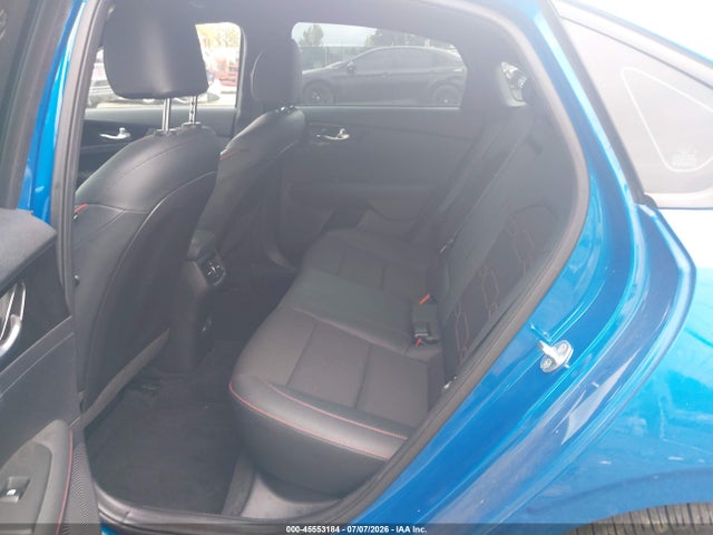 45553184 :رقم المزاد ، 3KPF44AC3NE424267 vin ، 2022 Kia Forte Gt مزاد بيع