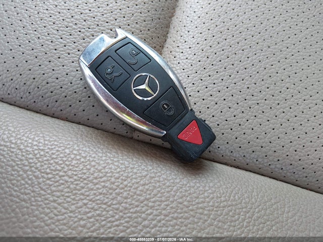 45553239 :رقم المزاد ، WDDGF4HB2CA626499 vin ، 2012 Mercedes-benz C 250 Luxury/sport مزاد بيع
