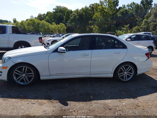 45553239 :رقم المزاد ، WDDGF4HB2CA626499 vin ، 2012 Mercedes-benz C 250 Luxury/sport مزاد بيع