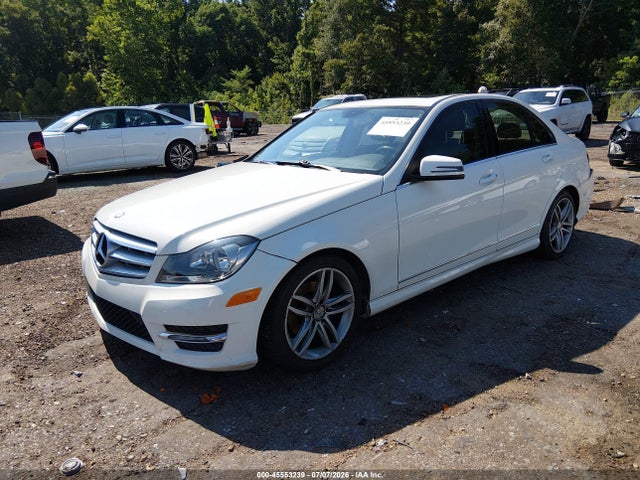 45553239 :رقم المزاد ، WDDGF4HB2CA626499 vin ، 2012 Mercedes-benz C 250 Luxury/sport مزاد بيع