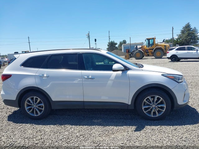 2017 Hyundai Santa Fe Se მანქანა იყიდება აუქციონზე, vin: KM8SMDHF2HU192616, აუქციონის ნომერი: 45553243