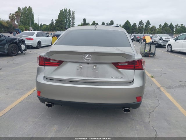 Lexus IS 200T 2016 JTHBA1D21G5029493 Image 17