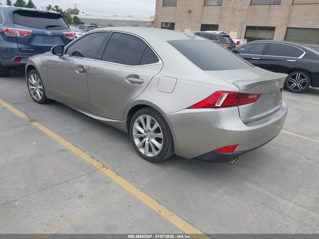 Lexus IS 200T 2016 JTHBA1D21G5029493 Image 3