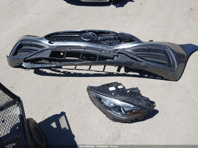 W1KAF4GBXRR208483 Mercedes-Benz C 300