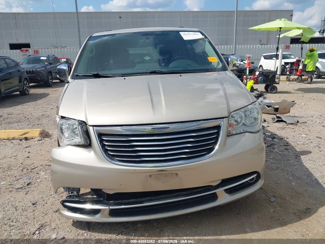 2016 Chrysler Town & Country Touring-l Anniversary Edition მანქანა იყიდება აუქციონზე, vin: 2C4RC1CG9GR253363, აუქციონის ნომერი: 45553262