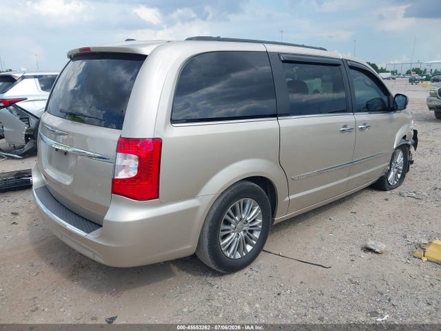 2016 Chrysler Town & Country Touring-l Anniversary Edition მანქანა იყიდება აუქციონზე, vin: 2C4RC1CG9GR253363, აუქციონის ნომერი: 45553262