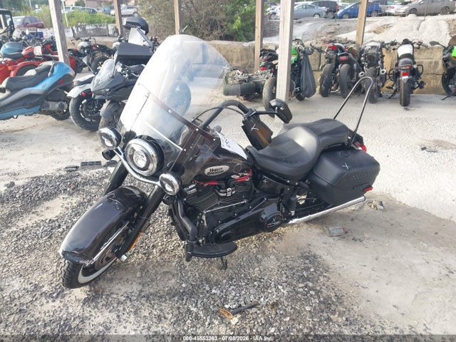 Harley-Davidson FLHCS 2021 1HD1YBK1XMB061797 Image 2