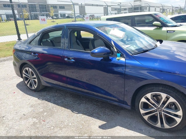 Продаж на аукціоні авто 2025 Audi A3 Premium Plus 40 Tfsi Quattro S Tronic, vin: WAUHUDGY5SA058190, номер лоту: 45553265