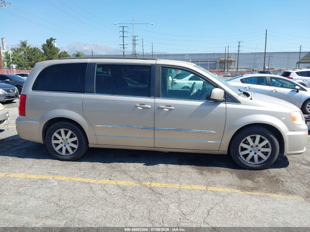 Продаж на аукціоні авто 2014 Chrysler Town & Country Touring, vin: 2C4RC1BG8ER325278, номер лоту: 45553304