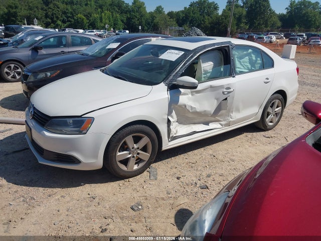 Aukcja sprzedaży 2011 Volkswagen Jetta 2.0l Tdi, vin: 3VWLL7AJ4BM104122, numer aukcji: 45553309