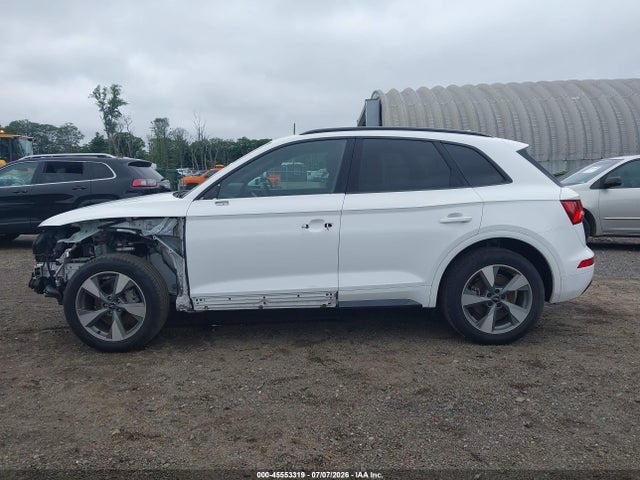 2020 Audi Q5 Premium 45 Tfsi Quattro S Tronic მანქანა იყიდება აუქციონზე, vin: WA1ANAFY2L2112875, აუქციონის ნომერი: 45553319