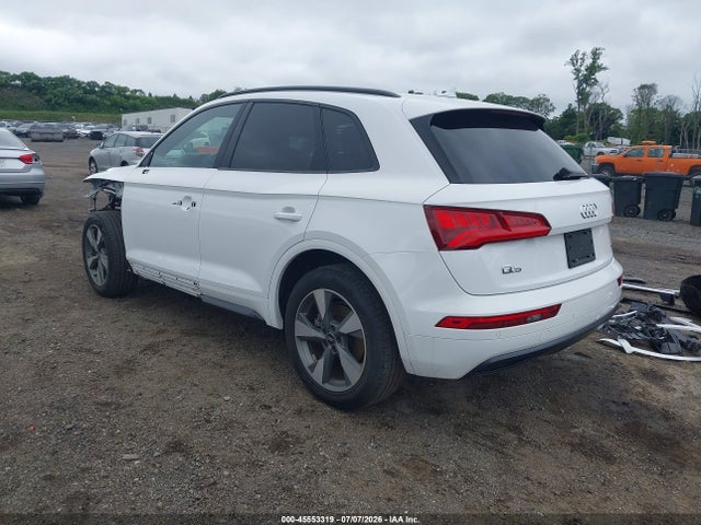 2020 Audi Q5 Premium 45 Tfsi Quattro S Tronic მანქანა იყიდება აუქციონზე, vin: WA1ANAFY2L2112875, აუქციონის ნომერი: 45553319