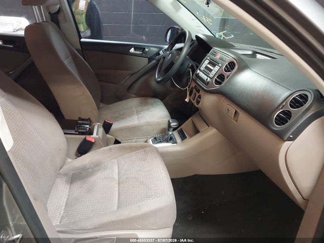 45553337 :رقم المزاد ، WVGAV75N49W513227 vin ، 2009 Volkswagen Tiguan S/se/sel مزاد بيع