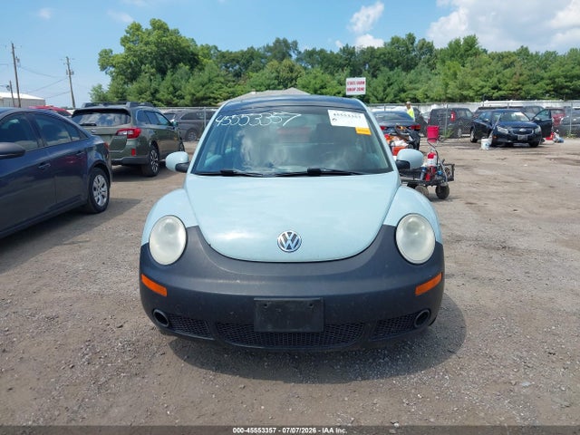 2010 Volkswagen New Beetle 2.5l Final Edition მანქანა იყიდება აუქციონზე, vin: 3VWRW3AG5AM023627, აუქციონის ნომერი: 45553357