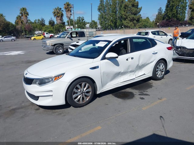 KIA Optima Lx 2016 5XXGT4L38GG064363 Image 2
