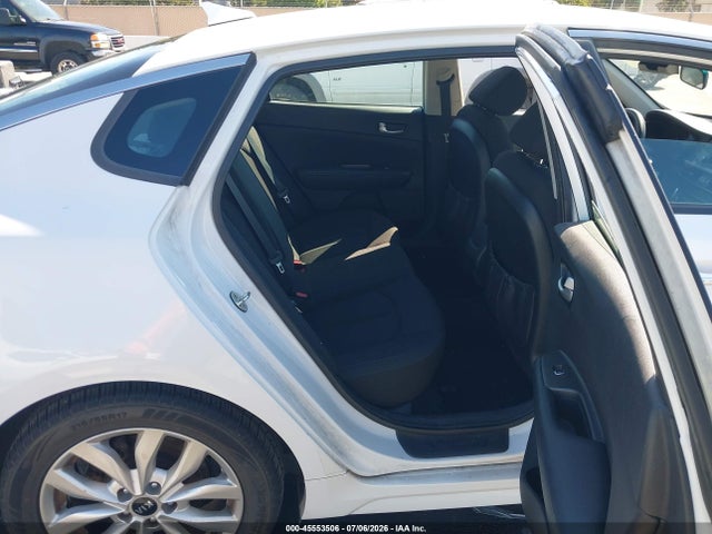 KIA Optima Lx 2016 5XXGT4L38GG064363 Image 8