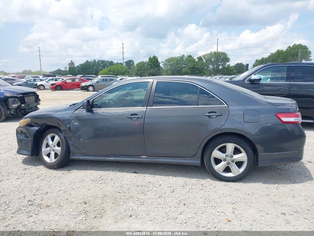 45553518 :رقم المزاد ، 4T1BF3EK2AU018170 vin ، 2010 Toyota Camry Se مزاد بيع