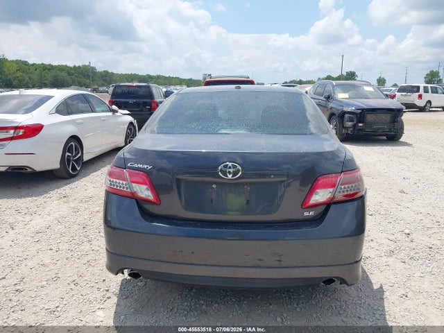 45553518 :رقم المزاد ، 4T1BF3EK2AU018170 vin ، 2010 Toyota Camry Se مزاد بيع