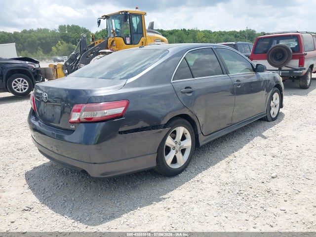 45553518 :رقم المزاد ، 4T1BF3EK2AU018170 vin ، 2010 Toyota Camry Se مزاد بيع