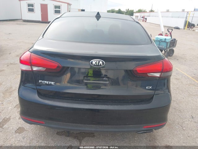 2017 Kia Forte Ex მანქანა იყიდება აუქციონზე, vin: 3KPFL4A86HE086897, აუქციონის ნომერი: 45553560