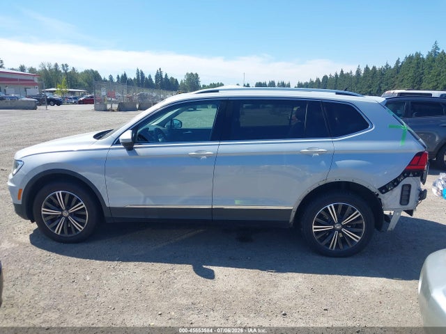 3VV2B7AX1JM072543 Volkswagen Tiguan 2.0t Se/2.0t Sel