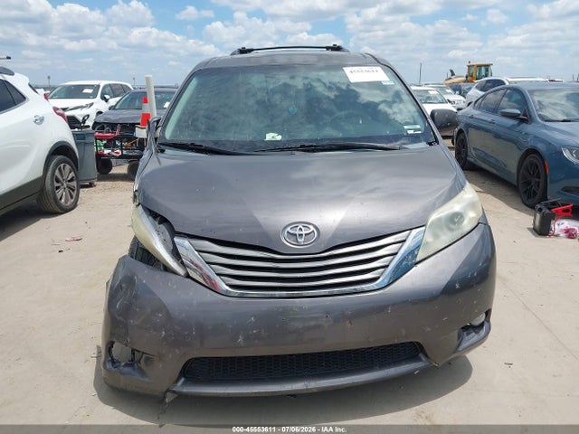 2011 Toyota Sienna Xle V6 მანქანა იყიდება აუქციონზე, vin: 5TDYK3DC3BS154124, აუქციონის ნომერი: 45553611