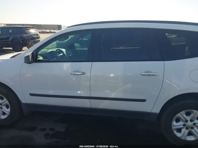 Chevrolet Traverse Ls 2017 1GNKRFKD2HJ214695 Image 14