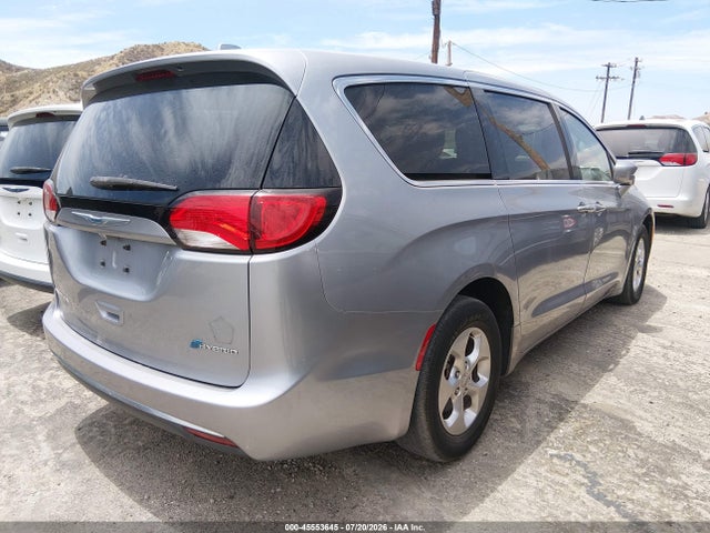 Chrysler Pacifica Hybrid Touring Plus 2017 2C4RC1H7XHR797476 Image 4