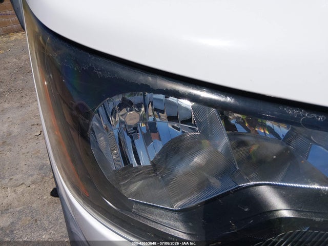 Ford Transit-150 2018 1FTYE1ZM7JKA99776 Image 14