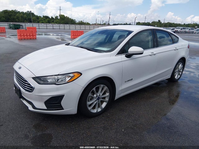 Ford Fusion Hybrid Se 2019 3FA6P0LU5KR149498 Image 2
