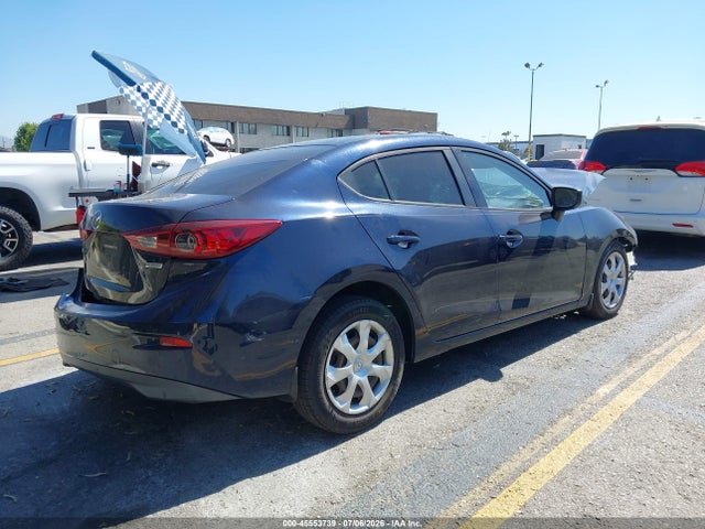 Продажа на аукционе авто 2015 Mazda Mazda3 I Sport, vin: 3MZBM1U75FM203527, номер лота: 45553739