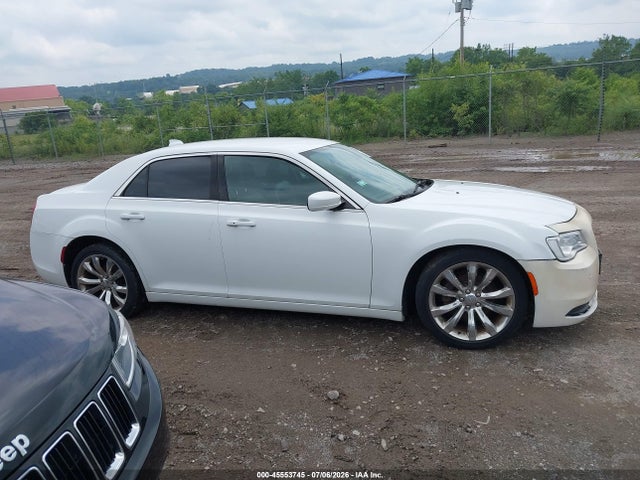 Aukcja sprzedaży 2016 Chrysler 300 Limited, vin: 2C3CCAAG5GH343774, numer aukcji: 45553745