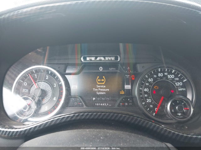 2019 Ram 3500 Laramie  4x4 8' Box მანქანა იყიდება აუქციონზე, vin: 3C63RRJL6KG636993, აუქციონის ნომერი: 45553806