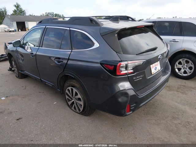 45553842 :رقم المزاد ، 4S4BTACC3N3264116 vin ، 2022 Subaru Outback Premium مزاد بيع