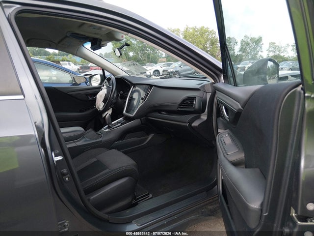 45553842 :رقم المزاد ، 4S4BTACC3N3264116 vin ، 2022 Subaru Outback Premium مزاد بيع