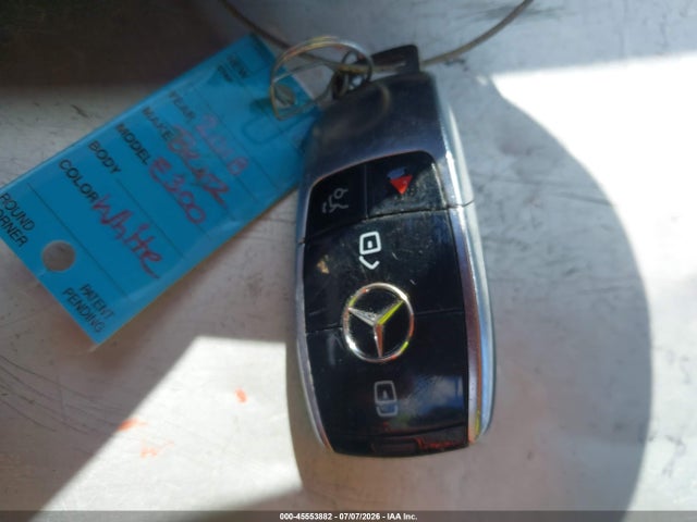 Продажа на аукционе авто 2018 Mercedes-benz E 300, vin: WDDZF4JB6JA318140, номер лота: 45553882