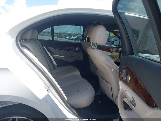 Продажа на аукционе авто 2018 Mercedes-benz E 300, vin: WDDZF4JB6JA318140, номер лота: 45553882