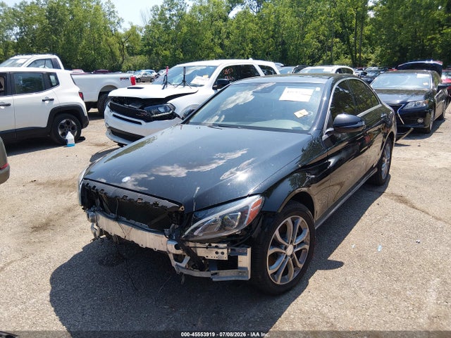 Aukcja sprzedaży 2016 Mercedes-benz C 300 4matic, vin: 55SWF4KBXGU131834, numer aukcji: 45553919