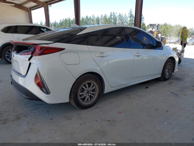 Toyota Prius Prime Premium 2018 JTDKARFP3J3082014 Image 4