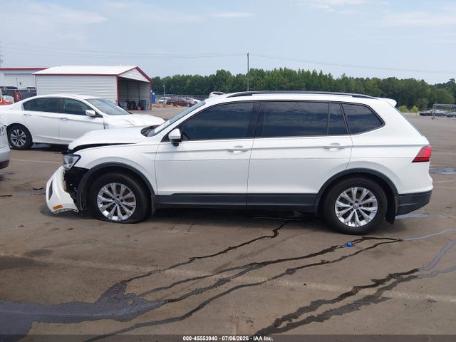 45553940 :رقم المزاد ، 3VV1B7AX1KM139560 vin ، 2019 Volkswagen Tiguan 2.0t S مزاد بيع